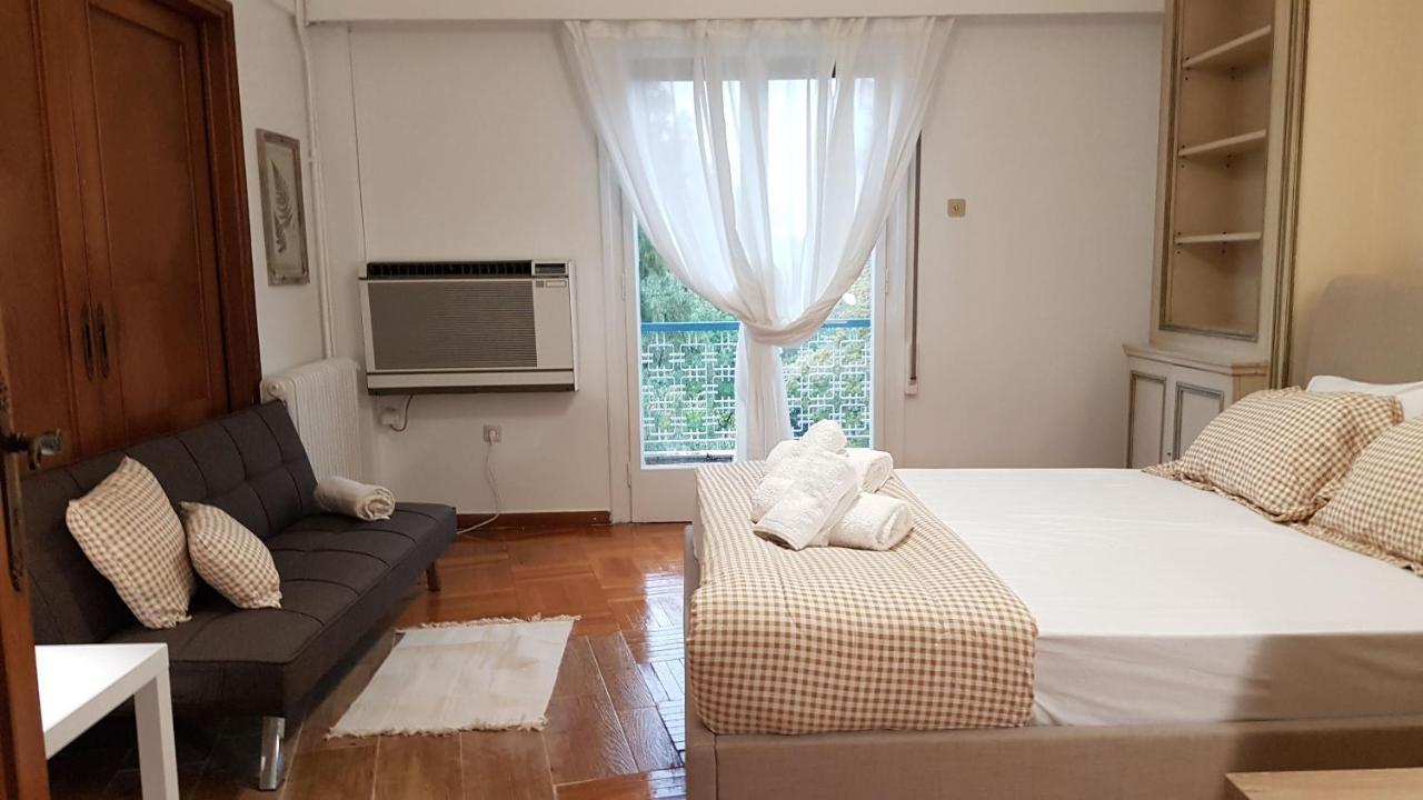 Apricot Apartment - Athens Center, 6 Bd, 2.5 Bath Buitenkant foto