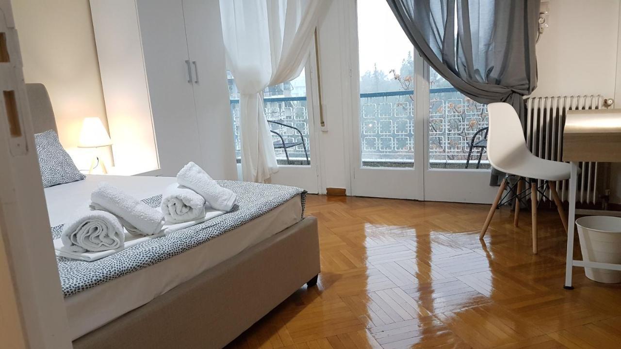 Apricot Apartment - Athens Center, 6 Bd, 2.5 Bath Buitenkant foto