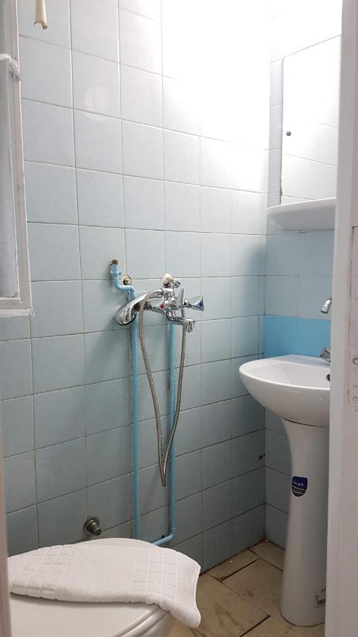 Apricot Apartment - Athens Center, 6 Bd, 2.5 Bath Buitenkant foto