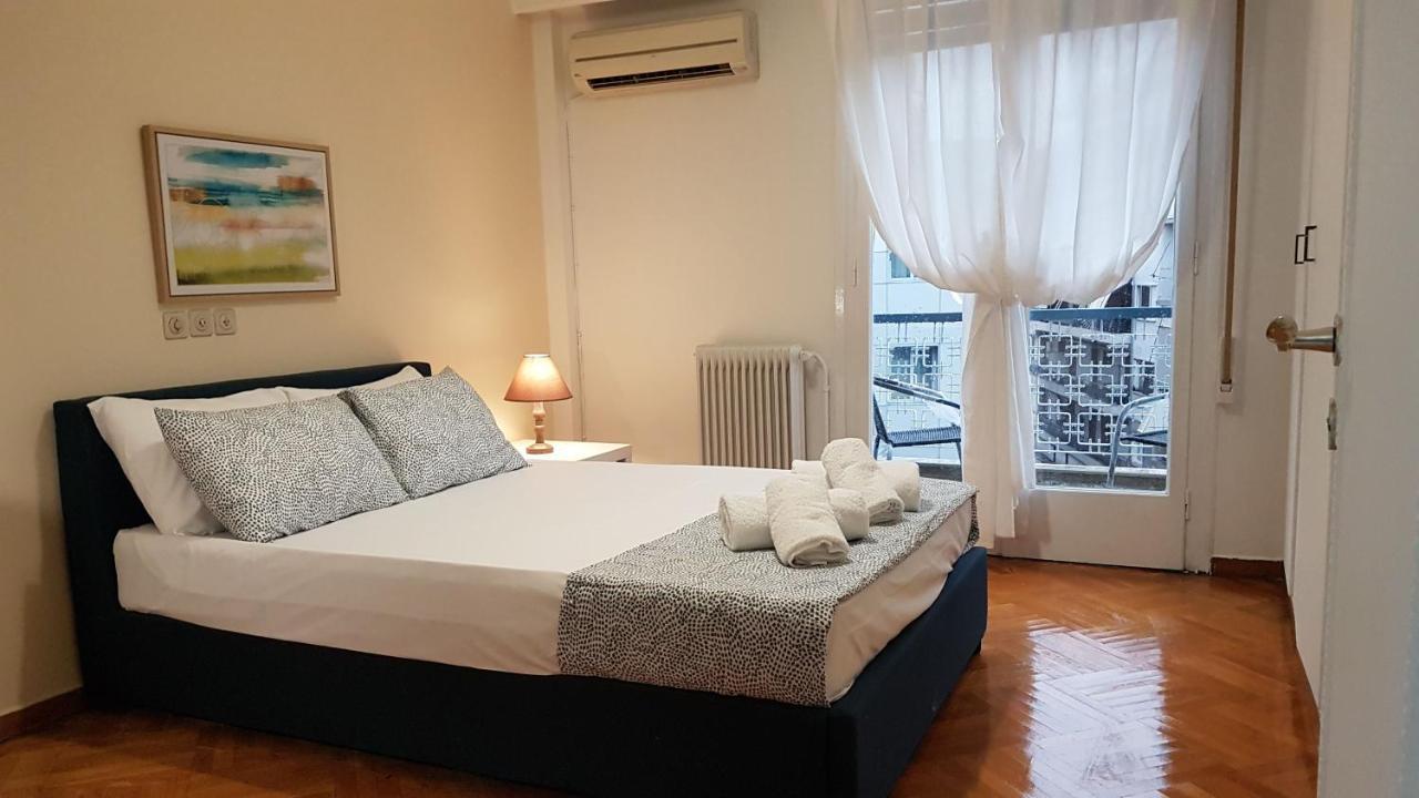 Apricot Apartment - Athens Center, 6 Bd, 2.5 Bath Buitenkant foto