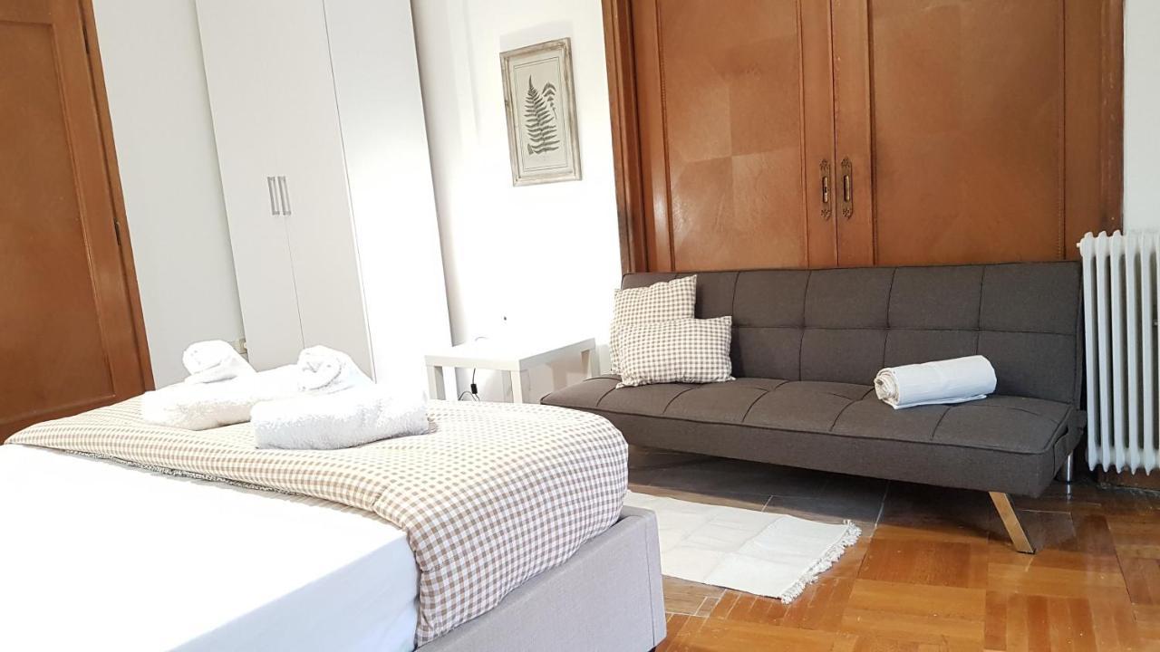 Apricot Apartment - Athens Center, 6 Bd, 2.5 Bath Buitenkant foto